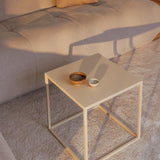 kleiner_tisch_metall_beige