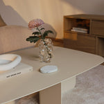 beige Wohnzimmertisch metal