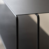 Konsolentisch Ria mit einer Ablage aus schwarzem Blech | Metallbude