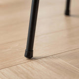 Barni: ein Barhocker im minimalistischen Stil mit Stuhlkappe als Schutz | Metallbude