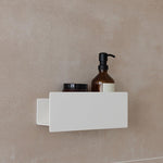 Duschablage Shea aus Metall von Metallbude, Befestigung ohne Bohren, minimalistisches design, handgefertigt | Metallbude
