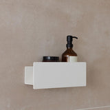 Duschablage Shea aus Metall von Metallbude, Befestigung ohne Bohren, minimalistisches design, handgefertigt | Metallbude